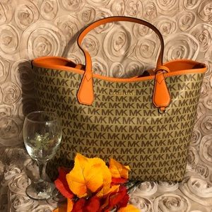 Michael Kors- Signature bag w/ orange wallet